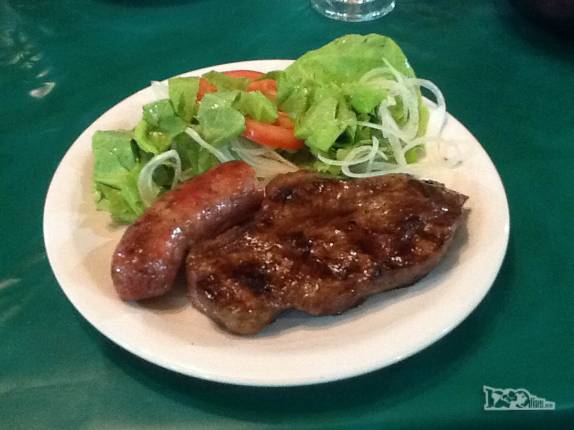 Nosso primeiro almoço no Uruguai, na cidade de Carmelo, às margens do rio Uruguay